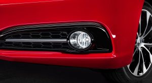 2013_Honda_Civic_Si_Sedan_09