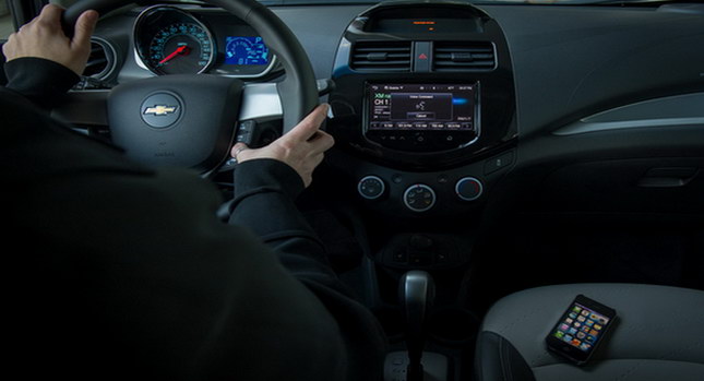  Apple’s Siri “Intelligent Assistant” Comes to Chevrolet Spark and Sonic LTZ / RS from 2013