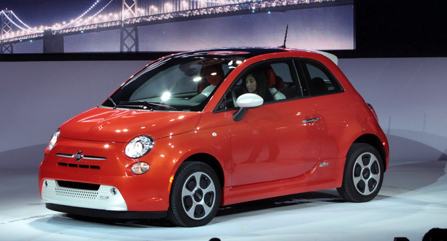  2014 Fiat 500e is a “Retro-Futuristic”, All-Electric Version of the Chic Italian City Car