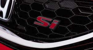 2013_Honda_Civic_Si_Sedan_07