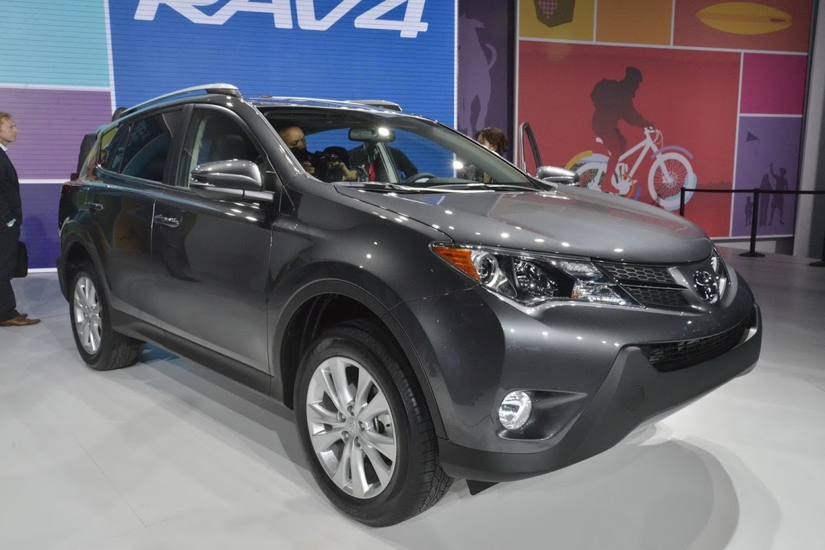 Тойота rav4 2013