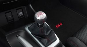 2013_Honda_Civic_Si_Coupe_10