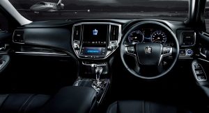 2013-Toyota-Crown-Athlete-10 2013-Toyota-Crown-Athlete-10