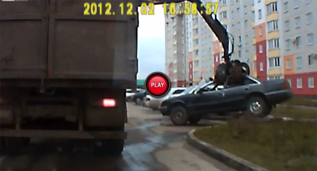  This is How They Deal with Abandoned and Illegally Parked Cars in Russia