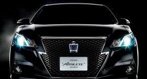 2013-Toyota-Crown-Athlete-9 2013-Toyota-Crown-Athlete-9