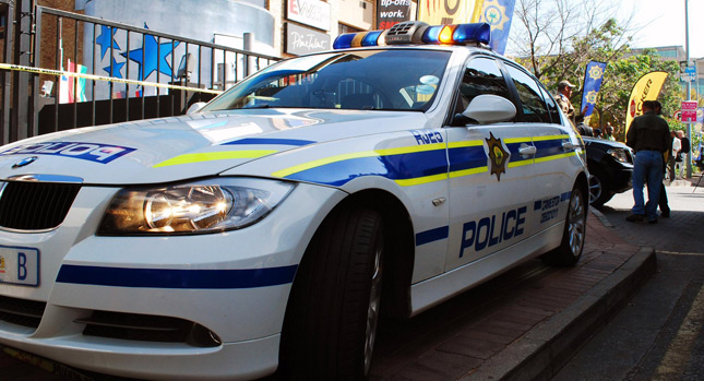  South African Motorist Pulls Over Policeman and Arrests Him for DUI!
