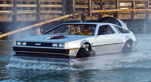  At Last! Awesome Flying DeLorean is here to Take Us Back to the Future! [w/Videos]