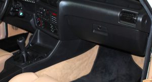 1993-BMW-325i-Convertible-19