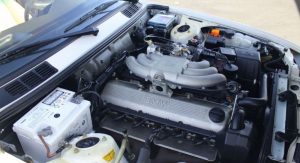 1993-BMW-325i-Convertible-16