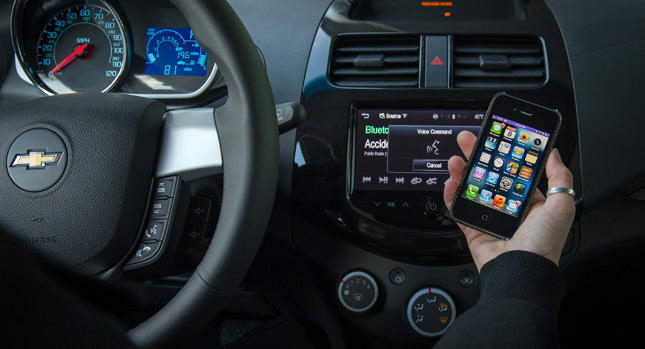  Apple's Siri Coming to European Chevrolet Aveo, Cruze and Trax with MyLink