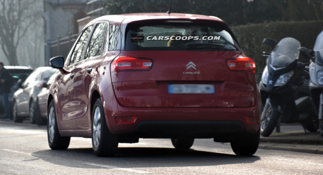  U Spy: New Citroen C4 Picasso Shows Its Better Side