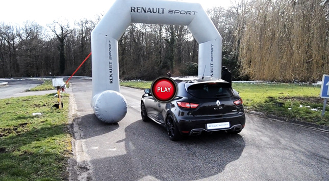  Check Out the Renault Clio RS 200's Launch Control