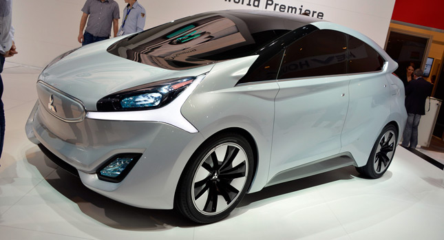  Mitsubishi's CA-MiEV Concept Looks Like a Prius that Shrunk in the Dryer [Live Photo Update]