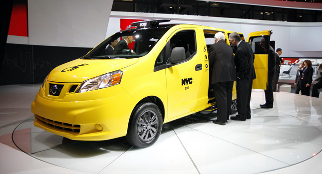  Nissan NV200 Mobility Taxi Shows It Is Wheelchair-Friendly at NY Show