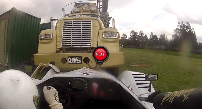  Radical SR8 Racer Has a Very, Very Close Call with a Truck