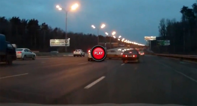  Foolish Moscow Drivers Cause a Multi-Car Accident and then Drive Away…