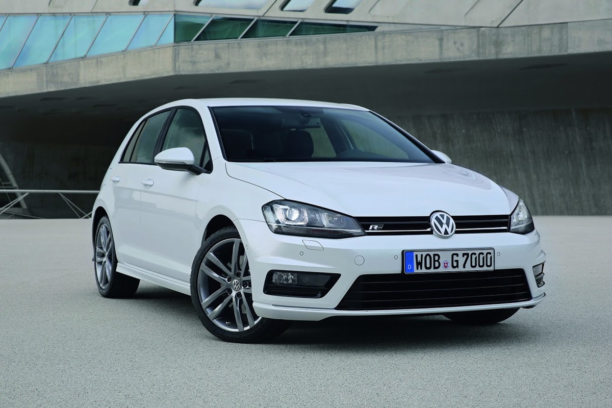 VW Introduces Three R-Line Packages for the New Golf 7 in Germany