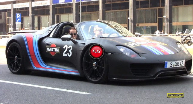 porsche 918 spyder takes to the streets of milan dressed in martini livery carscoops porsche 918 spyder takes to the streets
