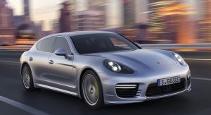 2014-Porsche-Panamera-4