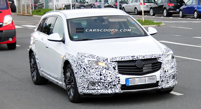  Spy Shots: Opel and Vauxhall to Add Insignia Cross Four to Range