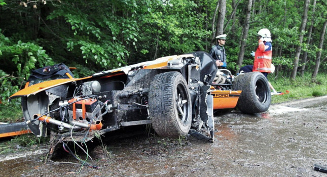  Ford GT 40 Replica Crash in Germany Kills Passenger