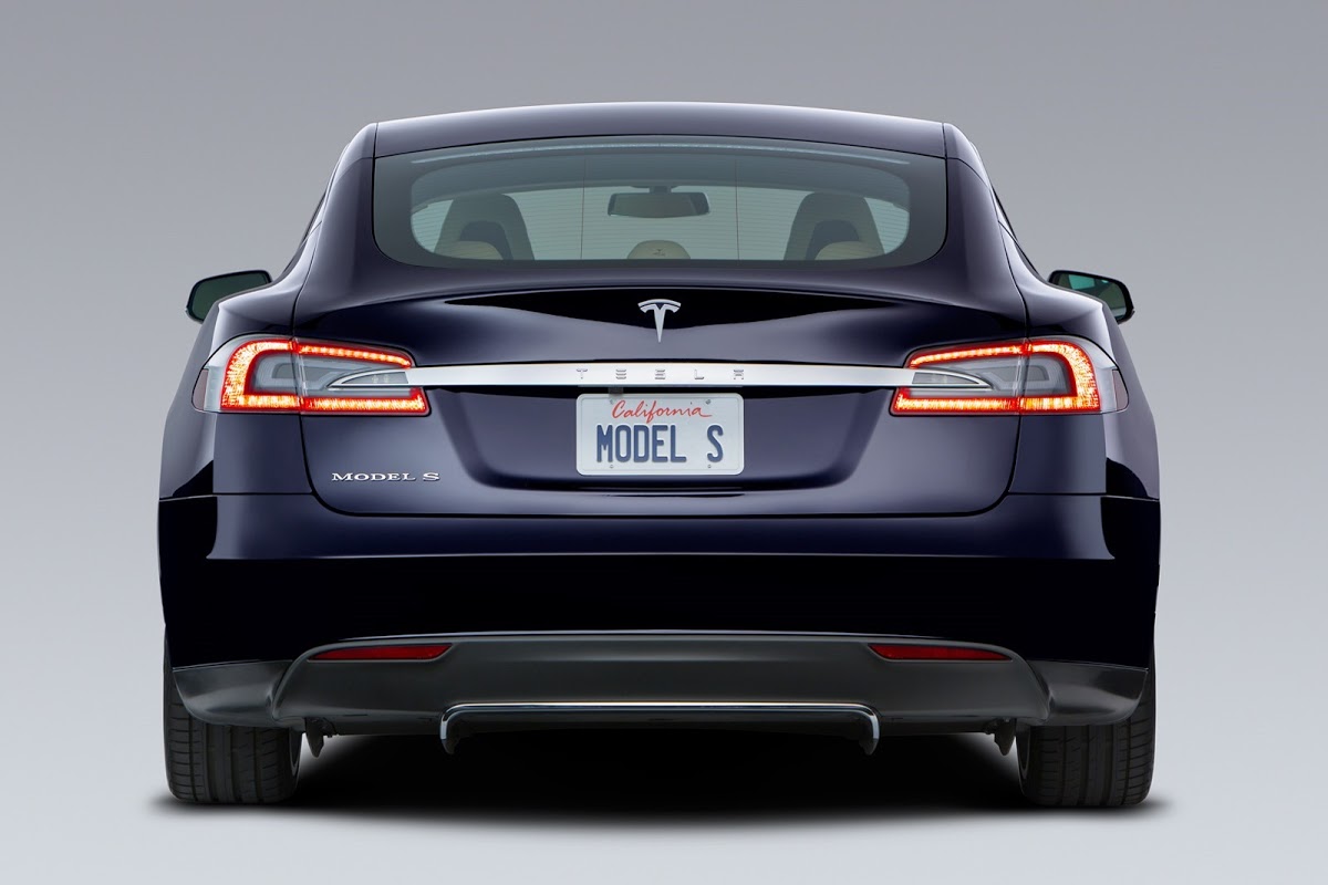 Tesla model s 3