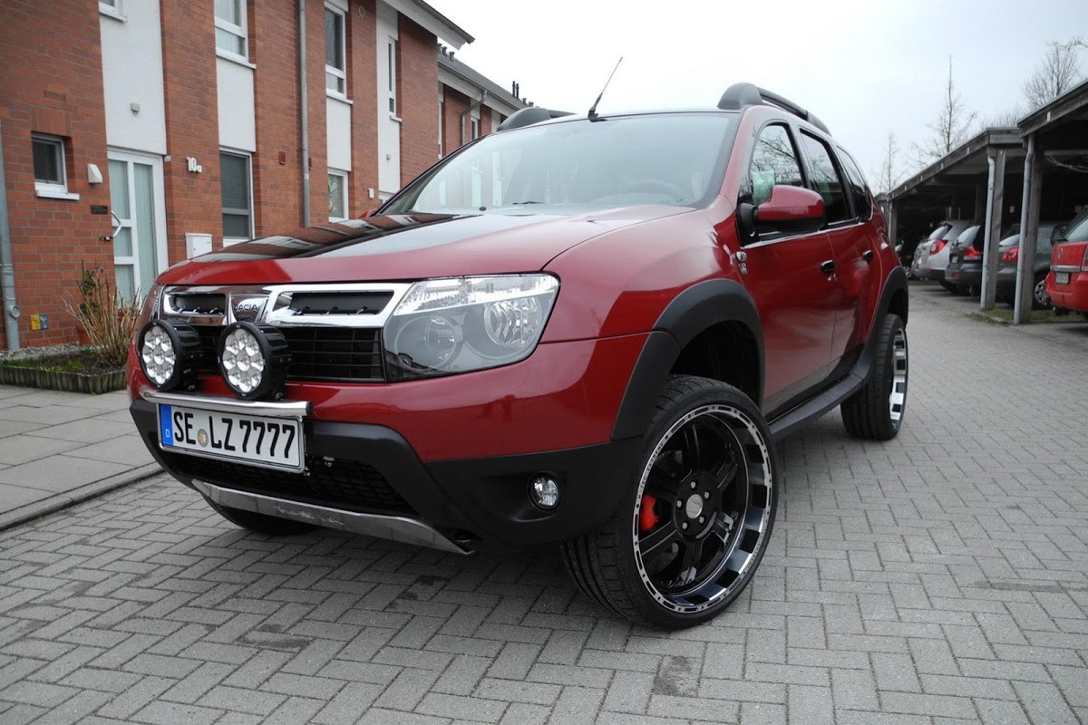 Dacia Duster Gets the Admirable Treatment from LZParts