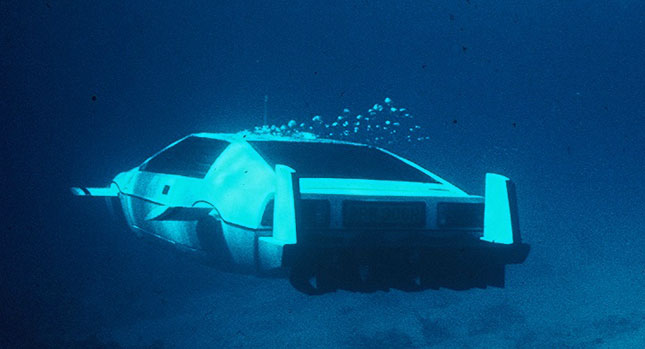  James Bond's Lotus Esprit Series 1 Submarine Car Going Up for Auction