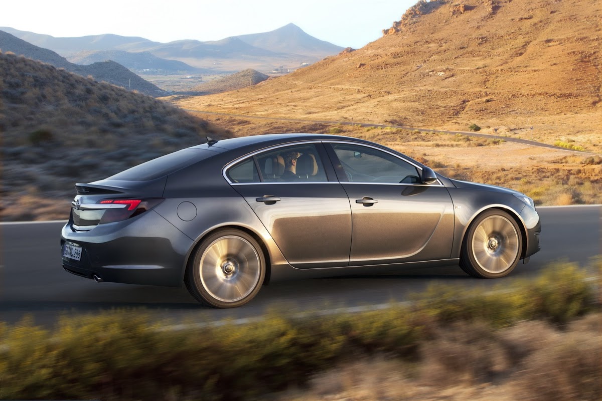 Opel And Vauxhall Reveal Refreshed 14 Insignia Sedan And Sports Tourer Carscoops
