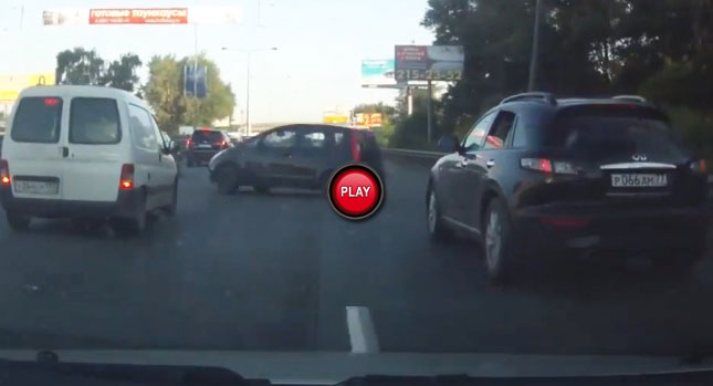  What a Tool! Infiniti FX Driver Hits and Runs Away on Russian Highway