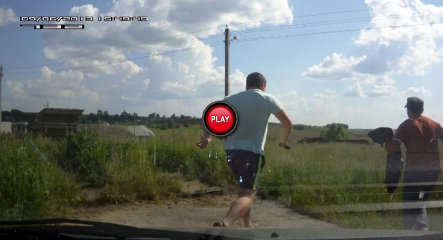  Russian Driver Makes a Run for it After Speeding Past Cop, First on Wheels, Then on Foot…
