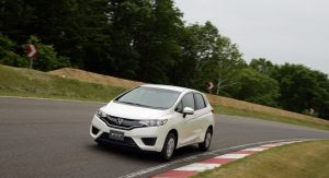 2014-Honda-Fit-Jazz-24
