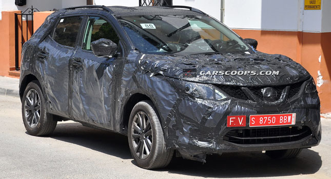  Spy Shots: New Nissan Qashqai Crossover Looks Like a Baby 2015 Rogue