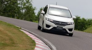 2014-Honda-Fit-Jazz-22