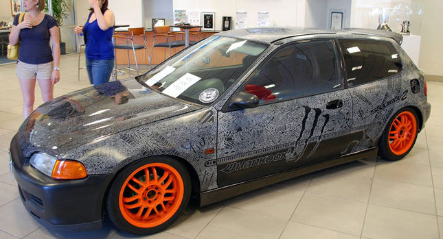  Man Spends 5,000 Hours to Engrave Civic, Wins Honda's Attention