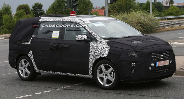  Spied: New Kia Sedona Replacement in the Making