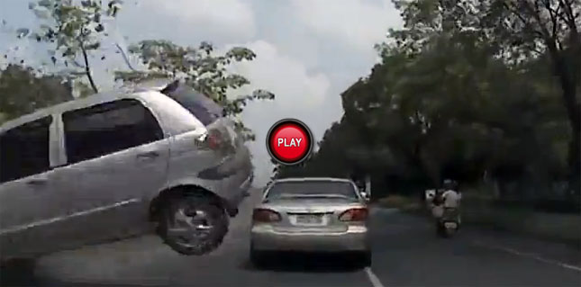  Holy Scary Car Crash: Daewoo Comes Flying Into Windshield