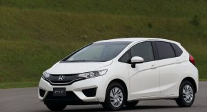 2014-Honda-Fit-Jazz-8