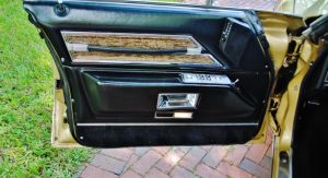 1971-Cadillac-Fleetwood-El-Camino-22