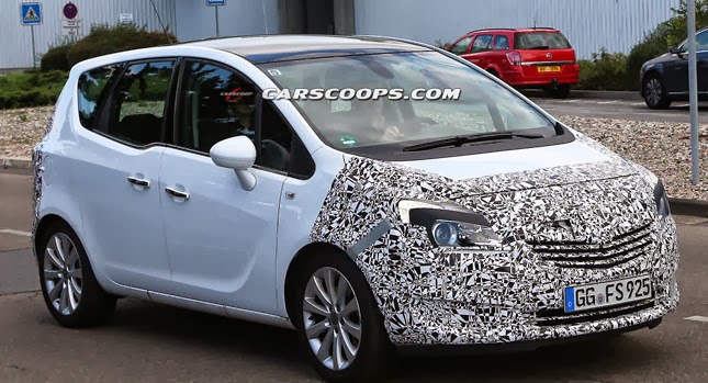  Spied: Opel Placing the Final Touches on Facelifted Meriva