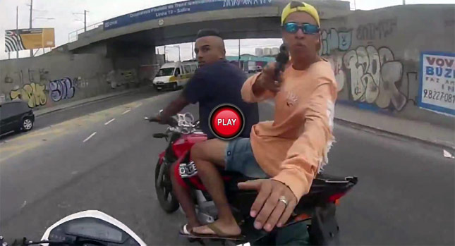  Off-Duty Cop Guns Down Motorcycle Hijacker, Everything Captured on Film