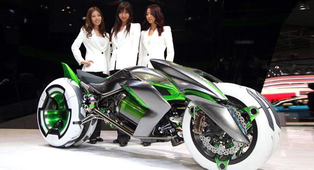  Kawasaki Shows Off Shape-Shifting Three-Wheeler EV Concept in Tokyo [w/Video]