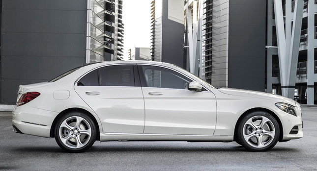  Mercedes-Benz Confirms Long-Wheelbase C-Class for China