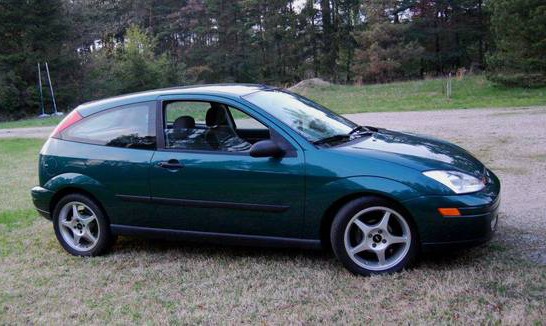 First Gen Ford Focus With V8 Swap And Rwd Is For Sale Carscoops