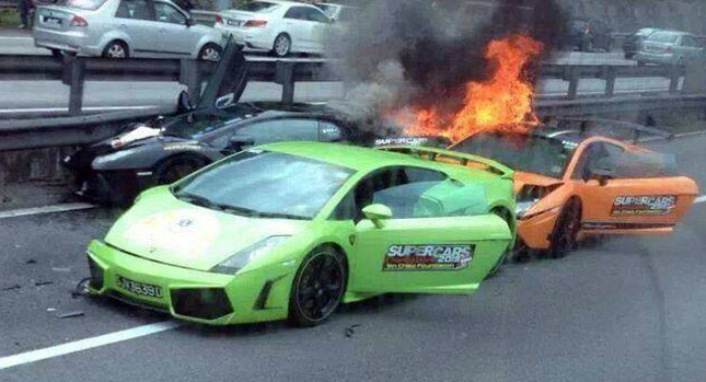 Three Singapore-Owned Lamborghinis Crash Into Each Other and Burn to the Ground! [w/Videos]