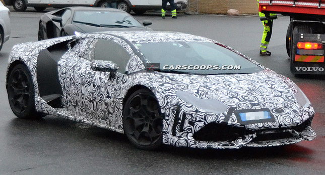  Spy Shots: A Better View of the New Lamborghini Cabrera