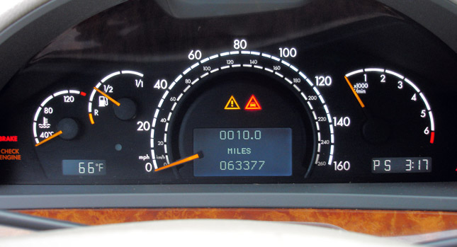  Close to 200,000 Cars Per Year Have Their Odometers Rolled Back in the U.S.!