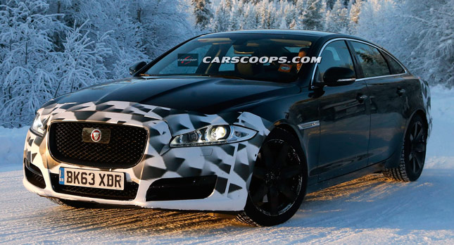  Spied: Jaguar Readies 2015 XJ Saloon for a Barely Noticeable Nip and Tuck