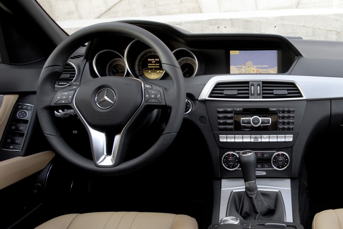 2015 Mercedes-Benz C 180 W205 Versus 2014 C 180 W204 - autoevolution