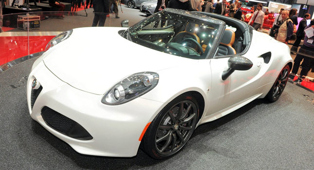  Alfa Romeo 4C Coupé Will Be Available with Spider Headlights